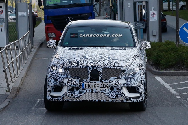 Lộ diện nội thất của Mercedes-Benz MLC Coupe SUV mới 2